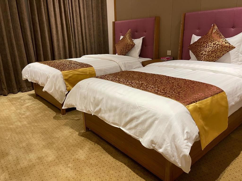 Hosta Al Yasmin Aparthotel Рияд Екстериор снимка